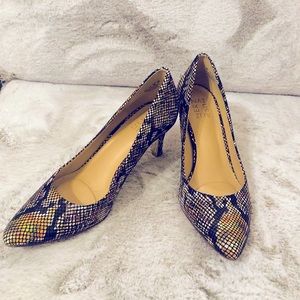 Naturalizer pump heels